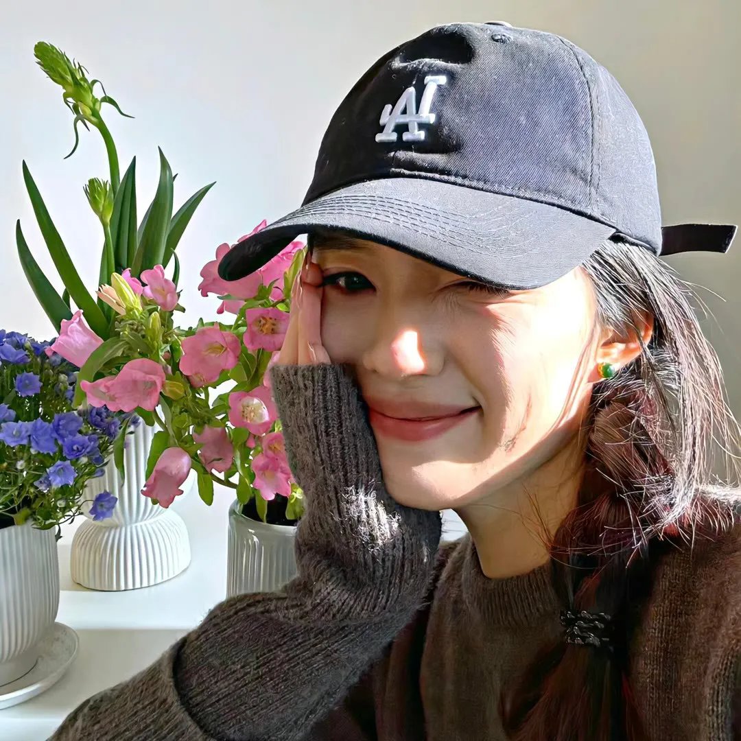 暗红